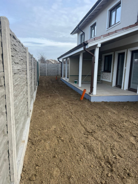 Duplex, la asfalt, 5 camere, toate utilitatile, 119 mp - in Giroc