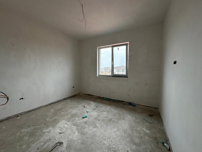 Casa individuala, 5 camere, 137 mp, 533 mp teren, in Giroc