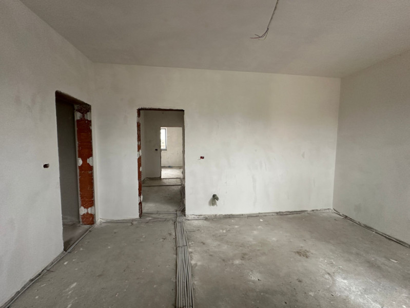 Casa individuala, 5 camere, 137 mp, 533 mp teren, in Giroc