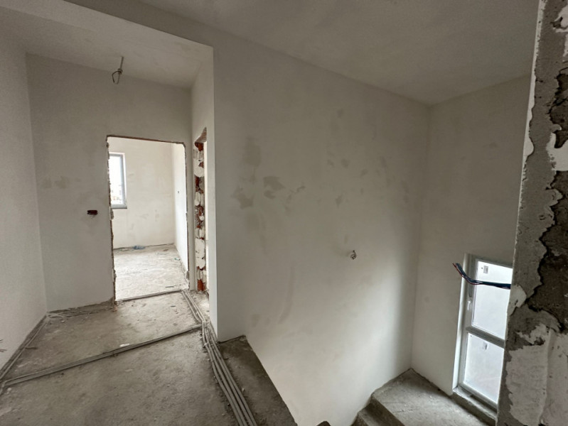 Casa individuala, 5 camere, 137 mp, 533 mp teren, in Giroc