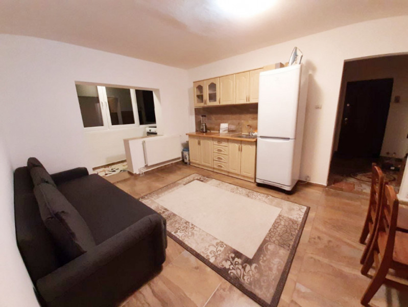 Apartament 2 camere, semidecomandat 45mp, Etaj 3/4 zona Sagului Kaufland