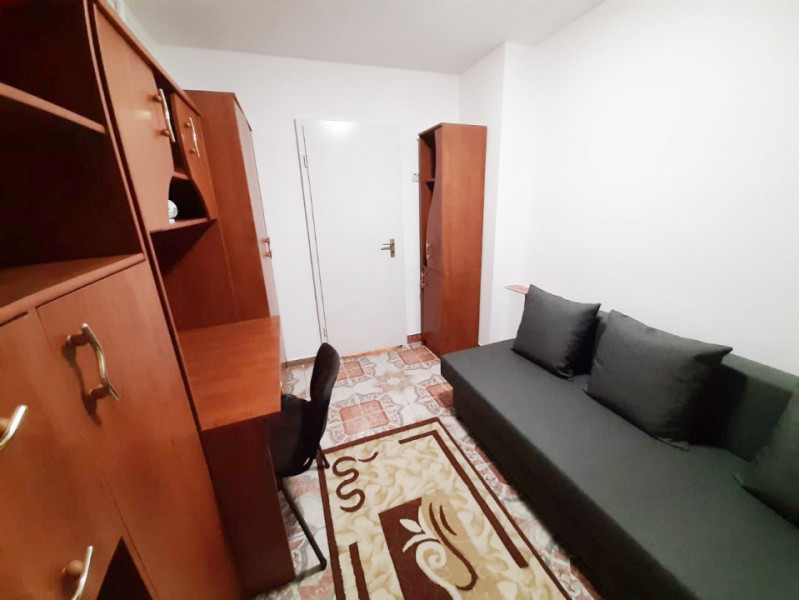 Apartament 2 camere, semidecomandat 45mp, Etaj 3/4 zona Sagului Kaufland