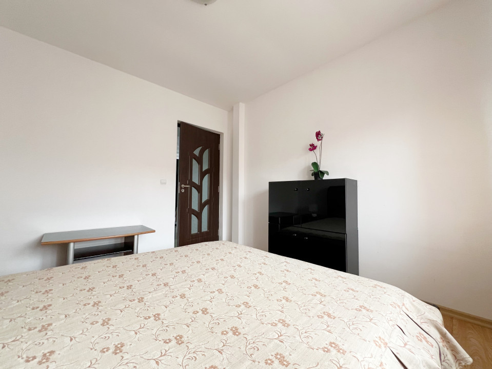 Apartament 2 camere, decomandat, 52mp, etaj 5, zona Soarelui, Timișoara