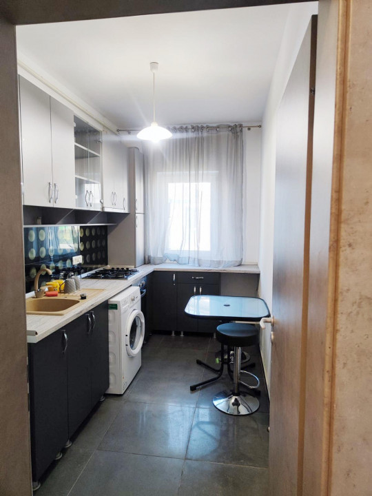 Apartament 2 camere, decomandat, 55 mp utili, etaj 2/2- Giroc