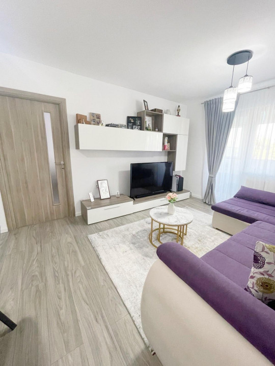 Apartament 3 camere, 52 mp utili, balcon 10mp, etaj 4/10 -Cetatii
