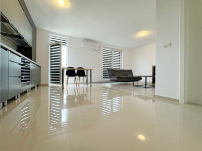 Apartament 3 camere, 71mp utili, terasa 8mp, lift, etaj 4/5-ESO, Giroc