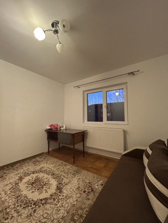 Apartament 4 camere, 78mp utili, 2 balcoane, etaj 3/4, zona Girocului