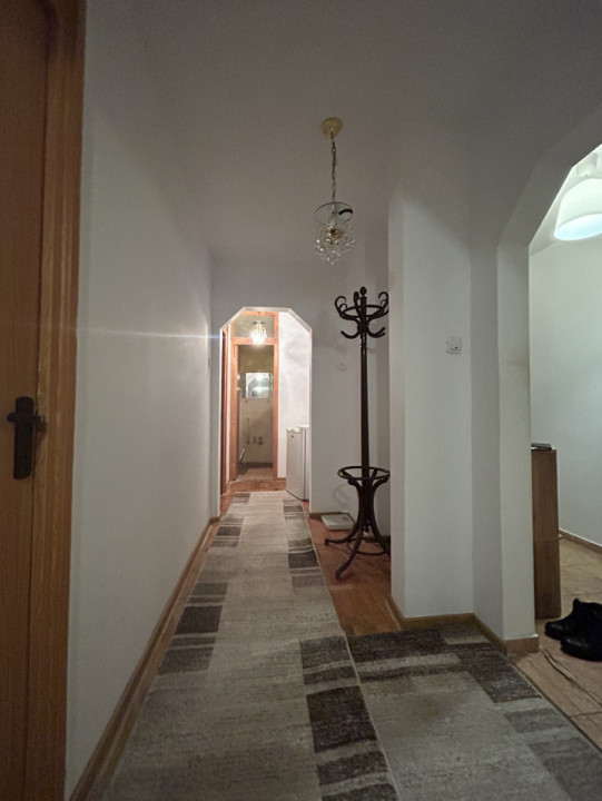 Apartament 4 camere, 78mp utili, 2 balcoane, etaj 3/4, zona Girocului